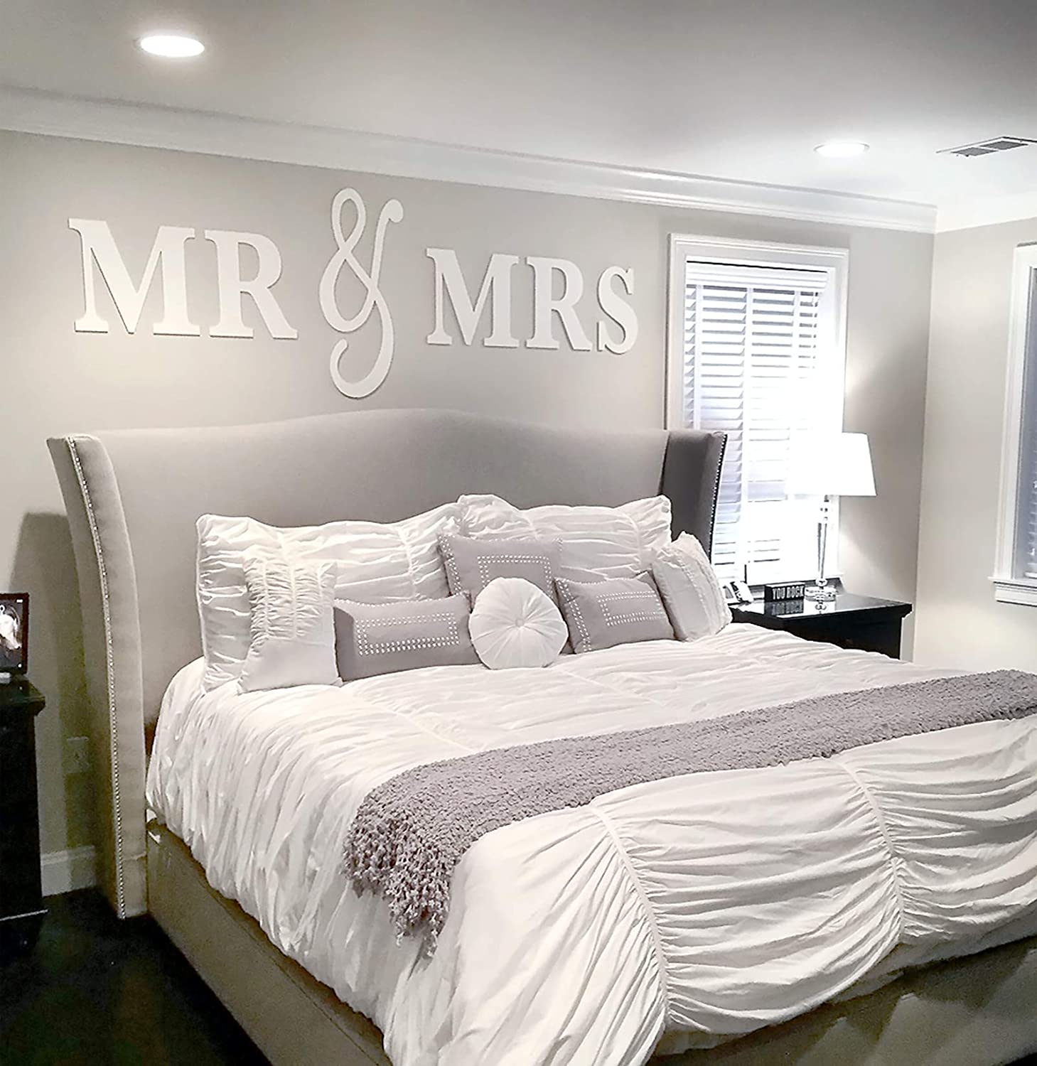 Một số mẹo giúp trang trí phòng ngủ vợ chồng đẹp mắt