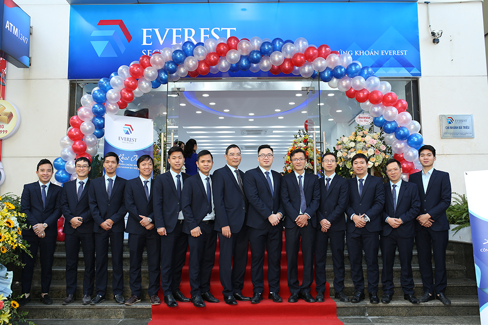Công ty Cổ phần Chứng khoán Everest chào bán được 300 tỷ đồng trái phiếu